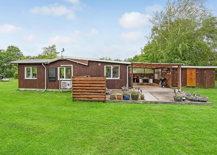 2 Bedroom In Ferienhaus Vordingborg
